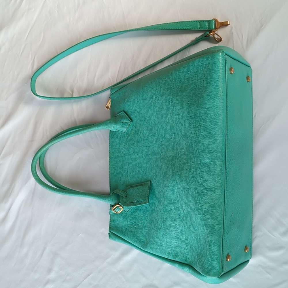 Couronne Tiffany Blue Genuine Leather Overnight / Travel Bag